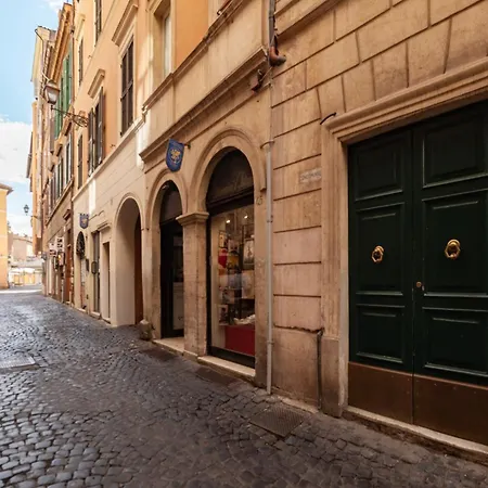 Apartment With Terrace In Via Del Pellegrino - Fromhometorome Rome