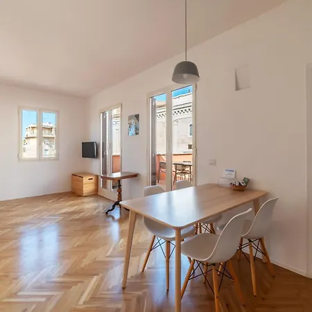 With Terrace In Via Del Pellegrino - Fromhometorome